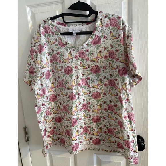 Catalog Favorites  Women’s V neck T Shirt Plus Size 2X Floral Butterfly Print - Picture 1 of 6